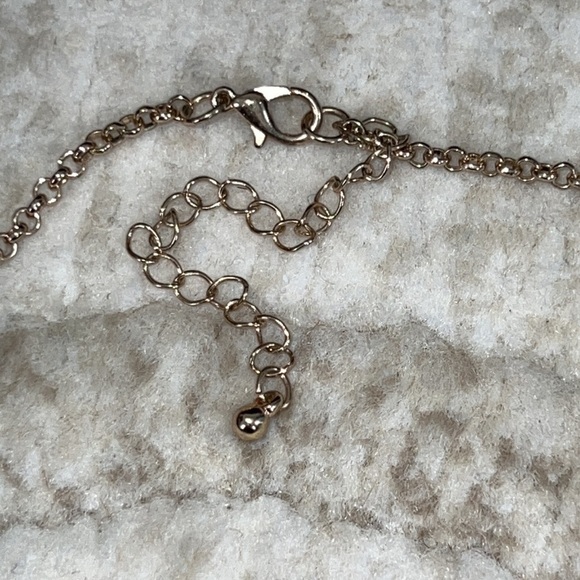 ISIS Creative Enamel Peach Medallion Necklace & Earrings Gold Tone NWT - Picture 5 of 5